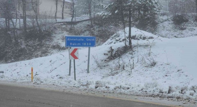 Karabükte kar yağışı etkili oluyor