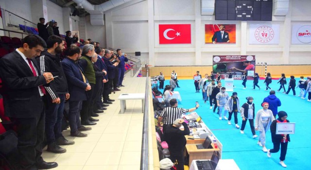 Karabükte Okul Sporları Gençler (A) - Bilek Güreşi grup müsabakaları başladı