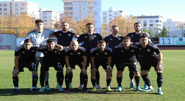 Karaköprü Belediyespordan en iyi ilk yarı performansı