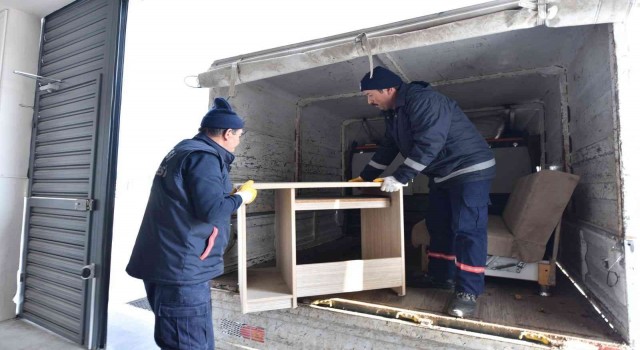 Karesi de ihtiyaç fazlası eşyalar geri dönüşüme gitmiyor