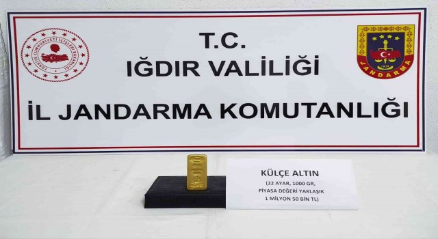 Kargoda 1 milyon 50 bin lira değerinde külçe altın ele geçirildi