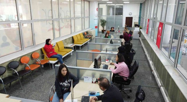 ‘Kariyer Ofisi tarafından 2 binden fazla vatandaş istihdam edildi