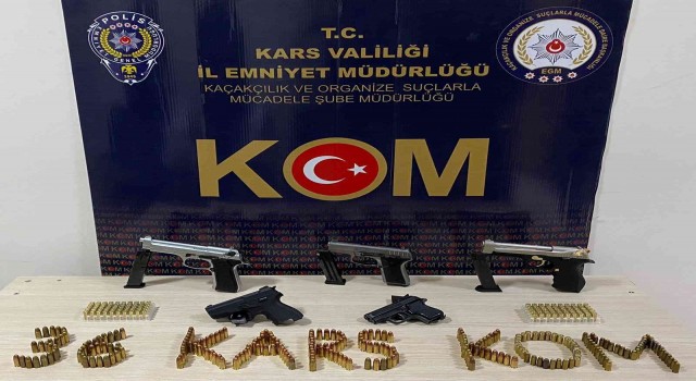 Karsta 9 tabanca ele geçirildi