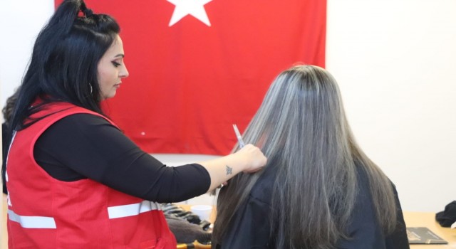 Karsta kadın mahkumların kişisel bakımı yapıldı