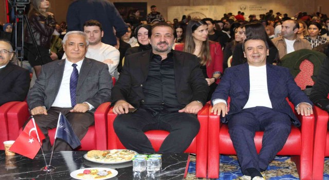 Katılımcılar, sertifikalarını Ünlü Şef Mehmet Yalçınkayadan aldı