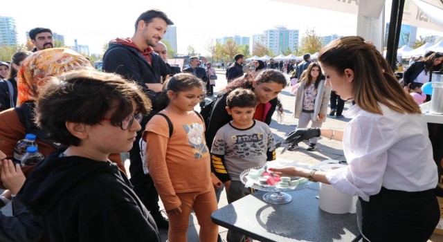 Kayapınarda vatandaşlara ‘kahve festivali