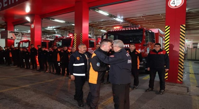 Kayseri İtfaiyesi sel bölgesine gidiyor