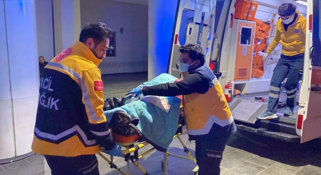 Kayseride arkadaşlar arasında bıçaklı kavga: 1 ağır yaralı