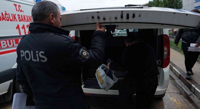 Konserveden zehirlenen yabancı uyruklu şahıs, sahte mühürden hastanede gözaltına alındı