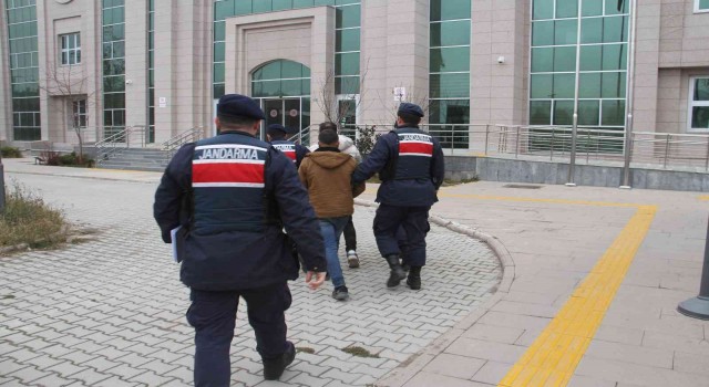 Konyadaki uyuşturucu operasyonunda 2 tutuklama