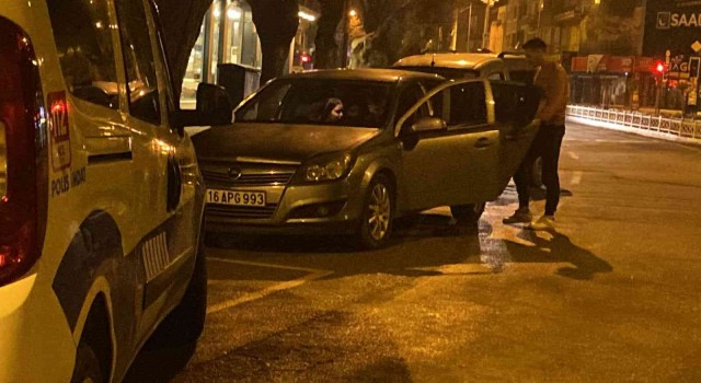 Kovalamaca sonucu yakalanan alkollü ve ehliyetsiz sürücü: Bizi yaktınız memur bey