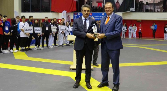 Kulüpler Türkiye Tekvondo Şampiyonası Ispartada başladı