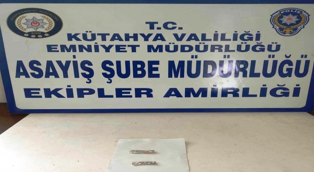 Kütahyada bir şahsın üzerinde uyuşturucu ele geçirildi