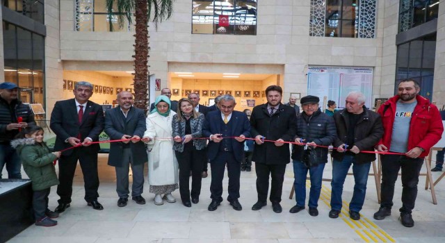 Kütahyada Sonbahar isimli fotoğraf sergisi halkın beğenisine sunuldu