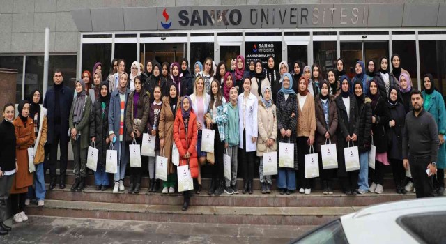 Lise öğrencilerinden SANKO Üniversitesine ziyaret