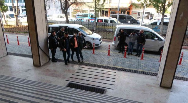 Malatyada 2 kişiyi öldüren zanlı adliye sevk edildi