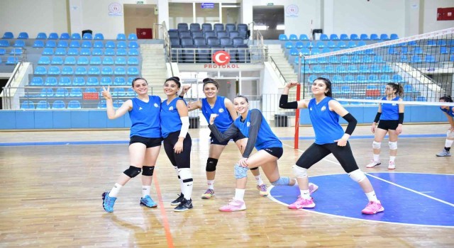 Malatyada filenin sultanları ilk devreyi lider bitirmek istiyor