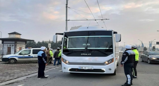 Malatyada servis araçlarında denetim artıyor