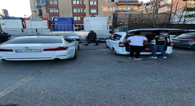 Maltepede ambulansa yol vermeyen sürücüye cezai işlem