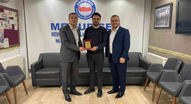 Manisa Genç Memur Sende bayrak değişimi