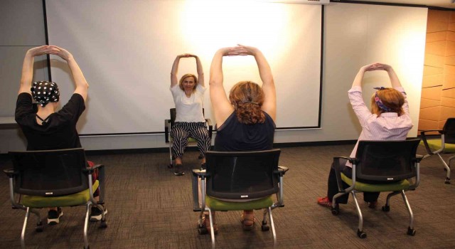 Meme kanserli hastaya yoga önerisi