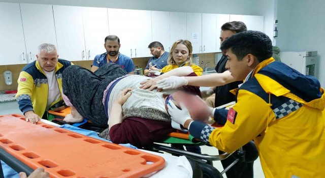 Merdivenden düşen kadın ölümden döndü