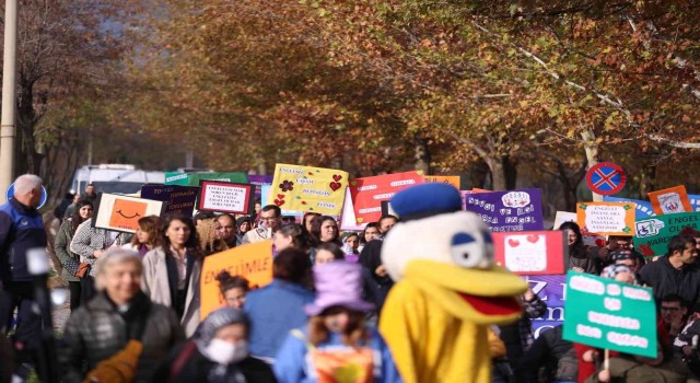 Merkezefendide ‘Engelsiz Fest festivali başladı