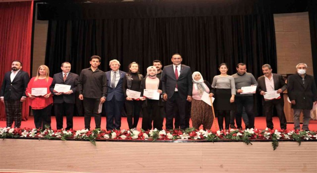 Mersinin kurtuluşunu şiirle anlattılar