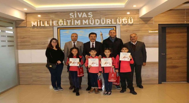 Minikler hayallerini kitaplaştırdı
