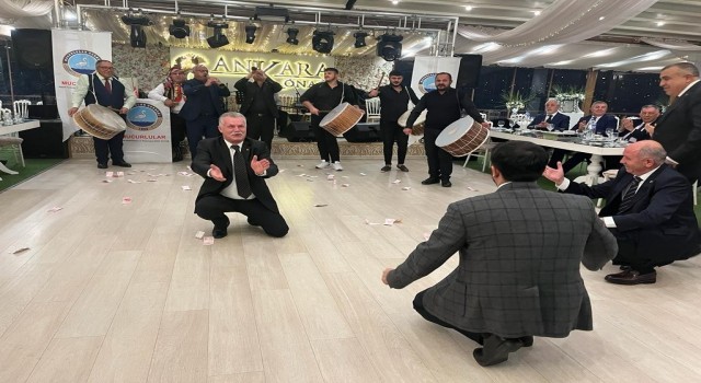 Mucurlular Derneği Atatürkün Mucura gelişinin 103üncü yılını kutladı