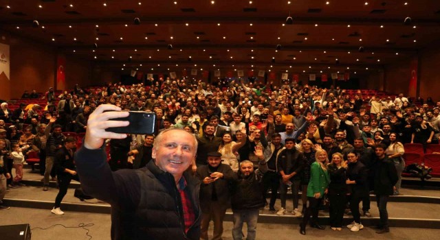 Muharrem İnce 6lı masayı eleştirdi: “Cumhurbaşkanı olacak kişi çıkar ben adayım der”