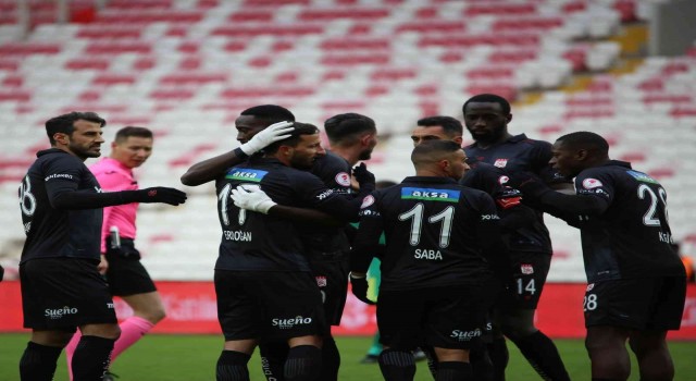Mustapha Yatabare gol sayısını 8e çıkardı