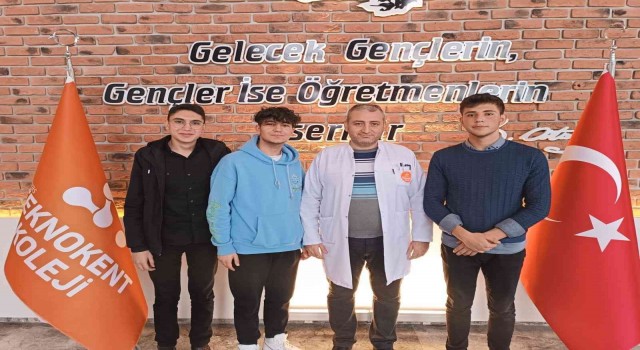 Napierin Sihirli Çubuklarıyla Matematik öğrenecekler