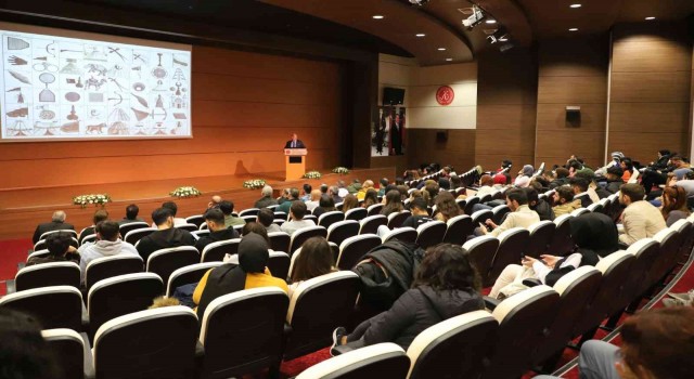NEVÜde ‘Osmanlı Sefer Organizasyonu konulu konferans düzenlendi