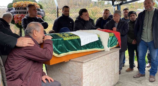 Öğrenci servisinin uçuruma yuvarlandığı kazada ölen Büşraya son görev