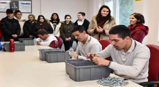 Öğrenciler Yaşam Köyünü tanıdı