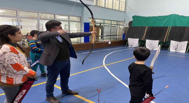 Okçular çalışmalarını sürdürüyor