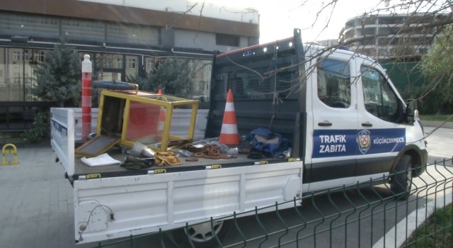 Okul önünde seyyar satıcı dehşeti, zabıtayı silahla yaraladı
