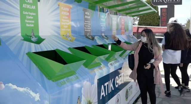 Pamukkalede atıklar ayrıştırılarak toplanıyor