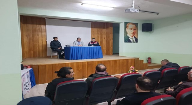 Pazaryerinde ‘Muhtarlar Toplantısı yapıldı