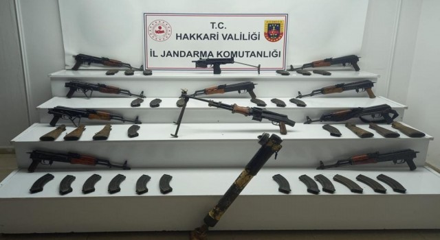 PKK terör örgütünün toprağa gömülü mühimmatları imha edildi
