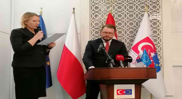 Polonyadan Türk öğrencilere burs