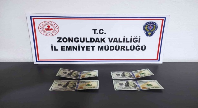 Sahte dolarla altın alınca yakayı ele verdiler