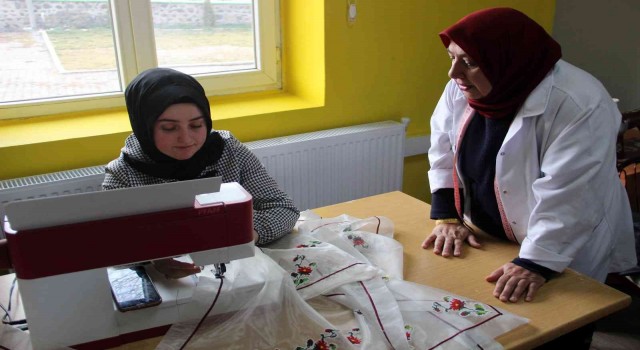 Sakalıkesik Köy Yaşam Merkezi kadınların ekonomi kapısı oldu