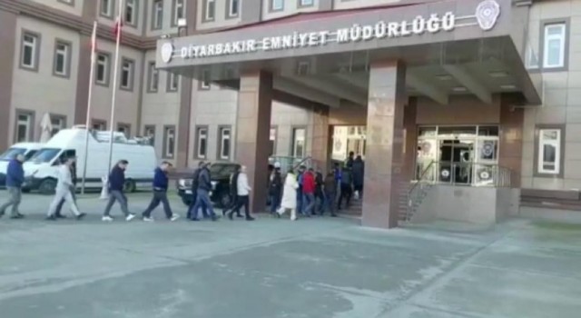 ‘Saklambaç operasyonu ile ‘alo randevu çetesi çökertildi: 11 gözaltı