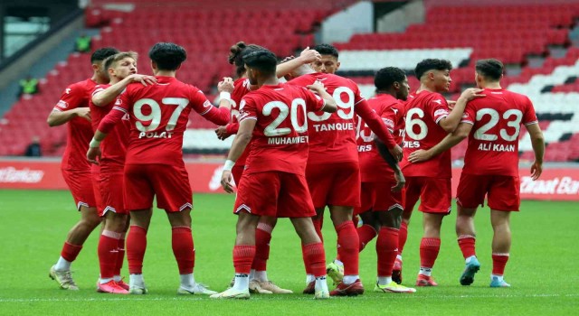 Samsunspor ile Denizlispor 49. randevuya çıkacak