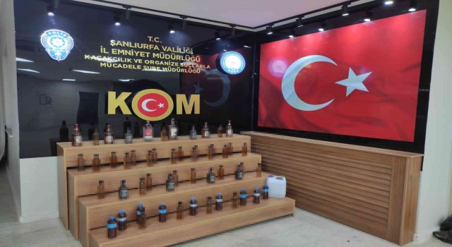 Şanlıurfada 53 şişe bandrolsüz alkol ele geçirildi