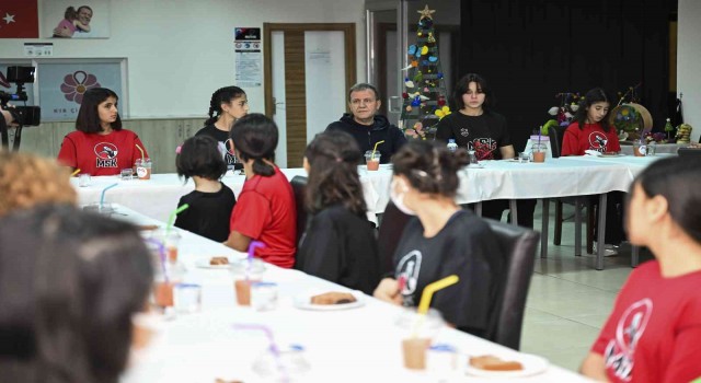 Seçer: Amacımız çiçeklerimizin iyi bir birey olarak yetişmelerini sağlamak