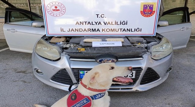 Şehirlerarası uyuşturucu trafiğine jandarma operasyonu