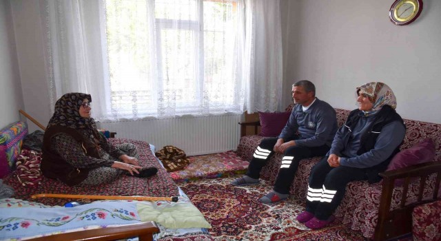 Selçukluda yaşlı ve muhtaç vatandaşlar unutulmuyor